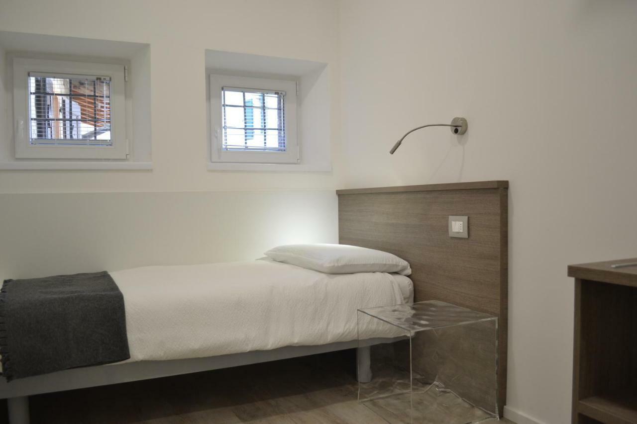 Casa Vacanze Da Alcide Arco Bagian luar foto